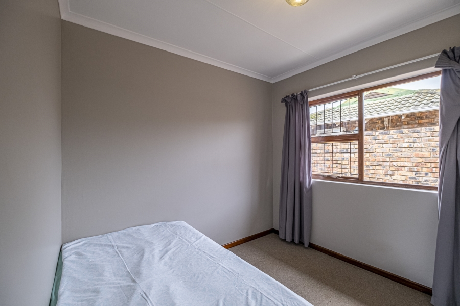 To Let 3 Bedroom Property for Rent in Summerstrand Eastern Cape